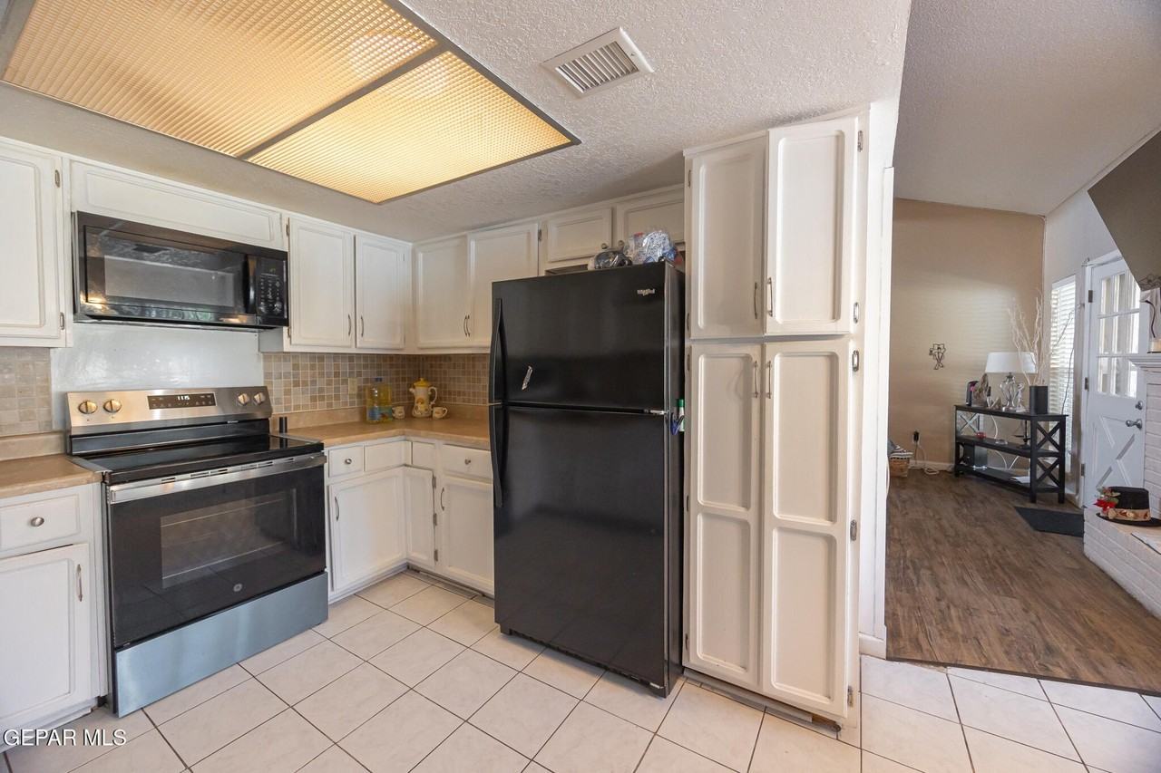 2009 Bobby Jones Dr Apt B #B - Photo 5 of 20