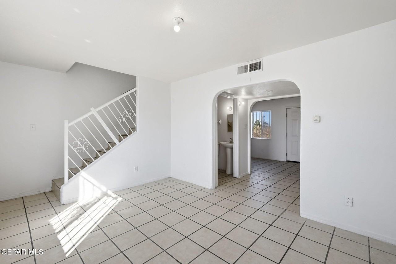 13113 Violeta Ln Unit A #A - Photo 2 of 18