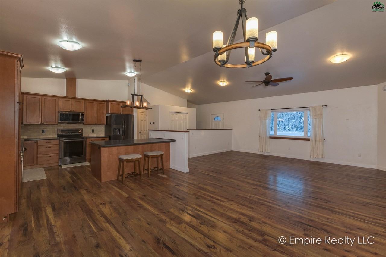 2117 Starfox Dr - Photo 6 of 21