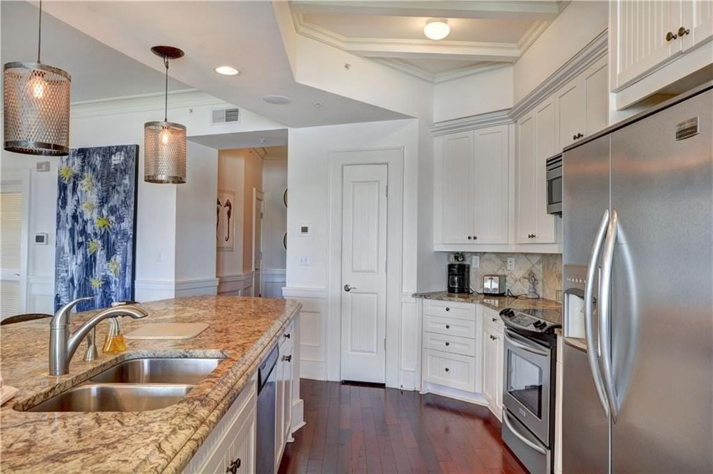 10 Marina Dr #314 - Photo 6 of 40