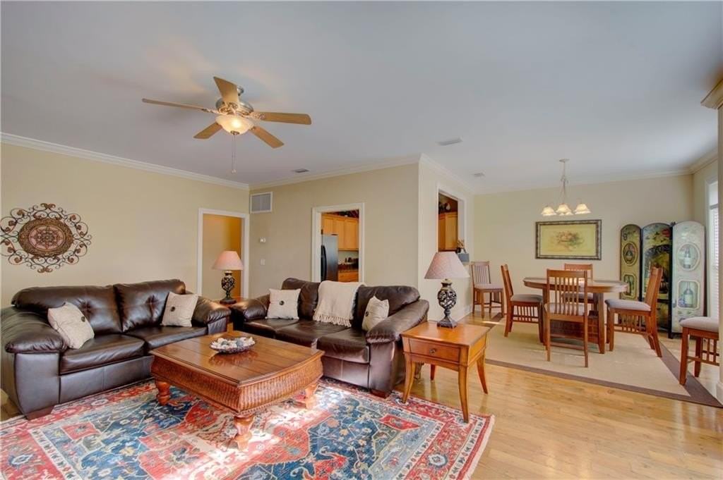 26 Moss Ln - Photo 3 of 24