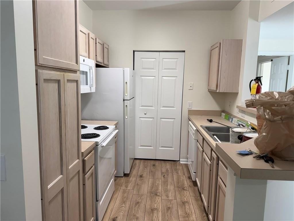 1704 Frederica Rd #633 - Photo 5 of 20