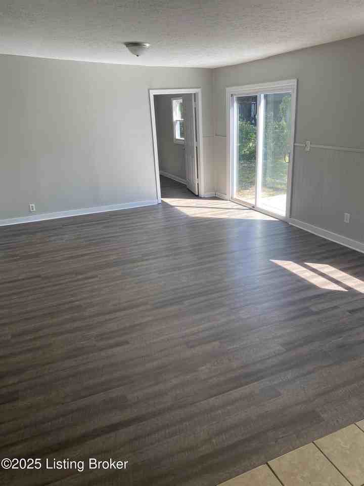 3603 Cedarwood Way - Photo 3 of 24