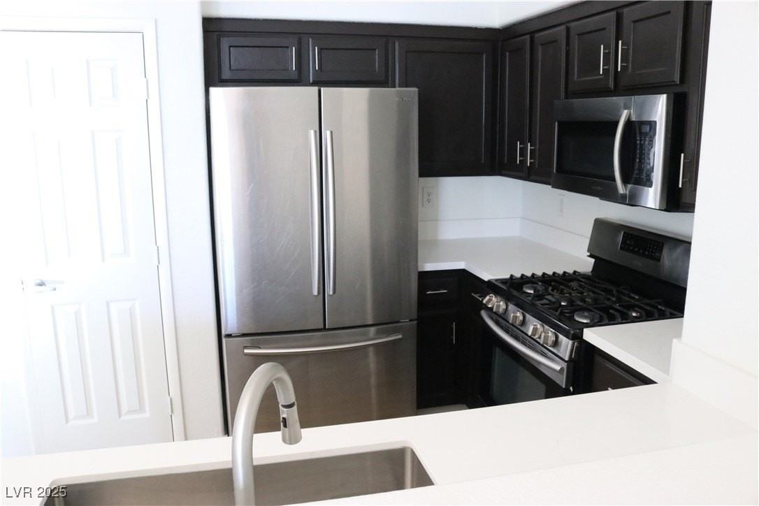 50 Aura De Blanco St #13202 - Photo 3 of 28