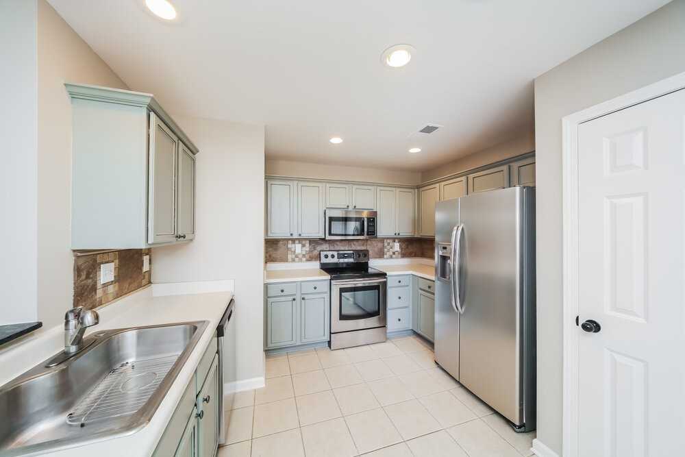 1436 Siskin Dr - Photo 7 of 16