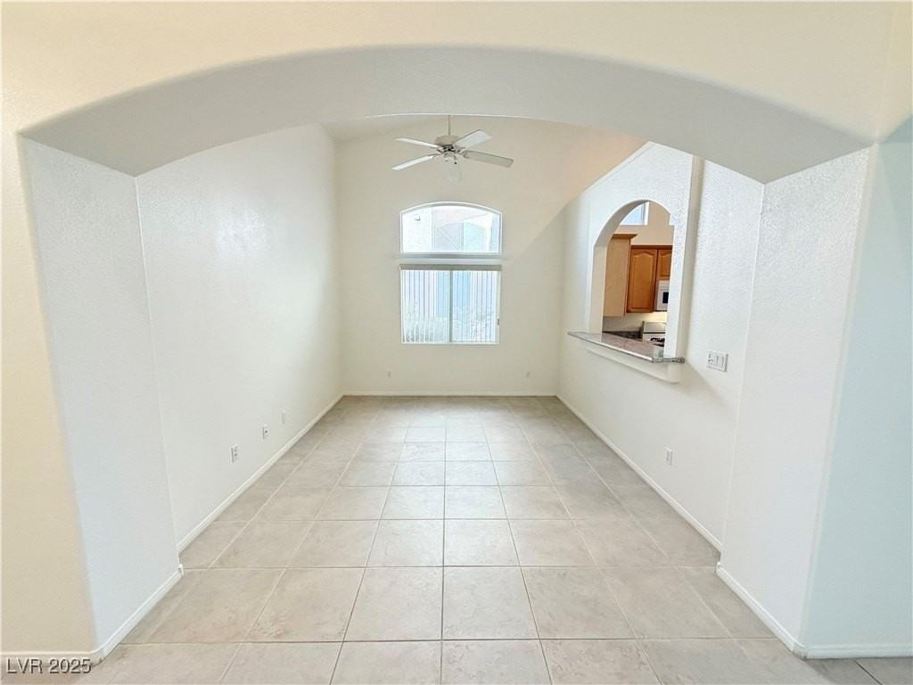 2842 Altair St - Photo 3 of 22