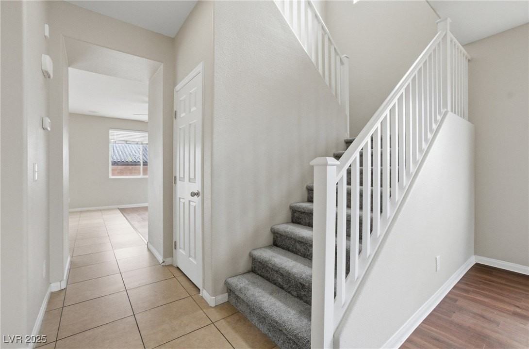 6416 Setting Moon St - Photo 4 of 42