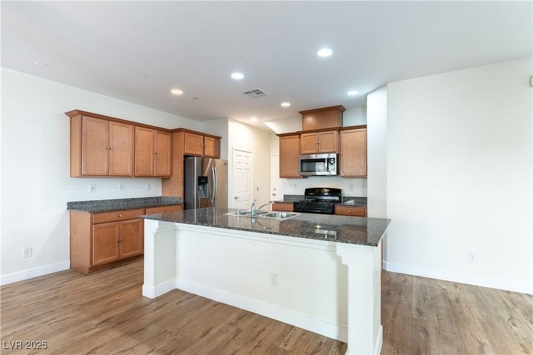 1134 Jesse Harbor Ave - Photo 5 of 25