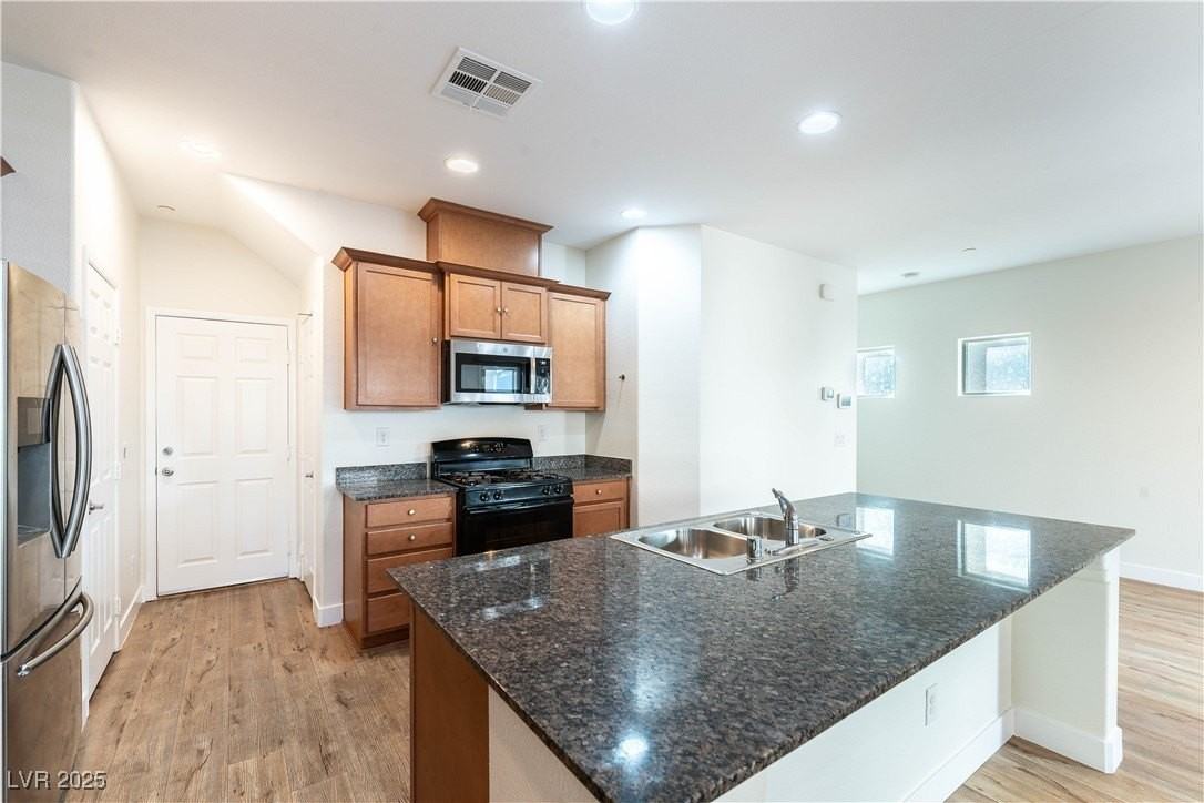 1134 Jesse Harbor Ave - Photo 6 of 25