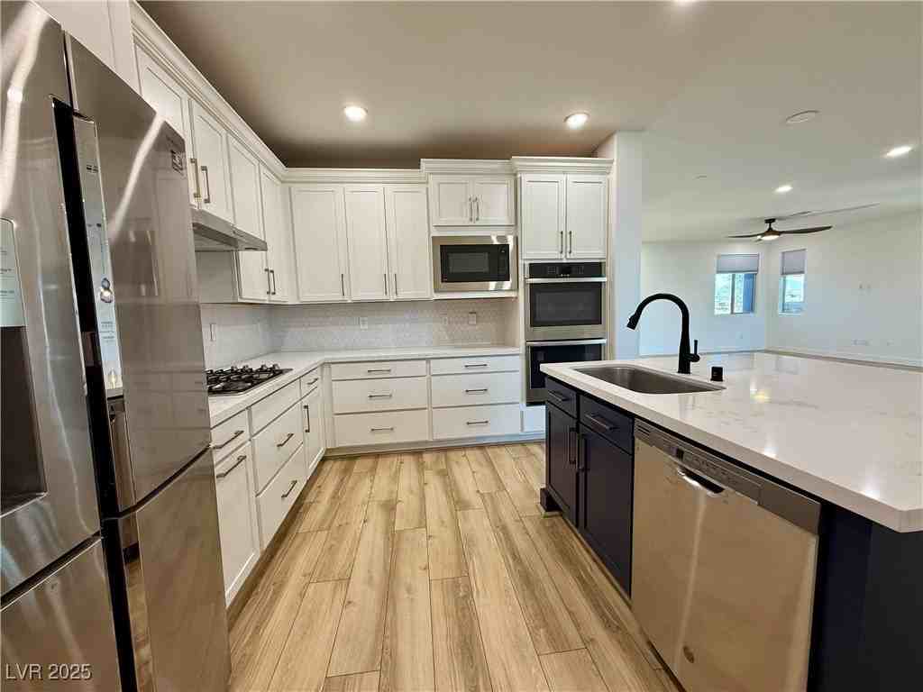 936 E Sunset Rd - Photo 3 of 31