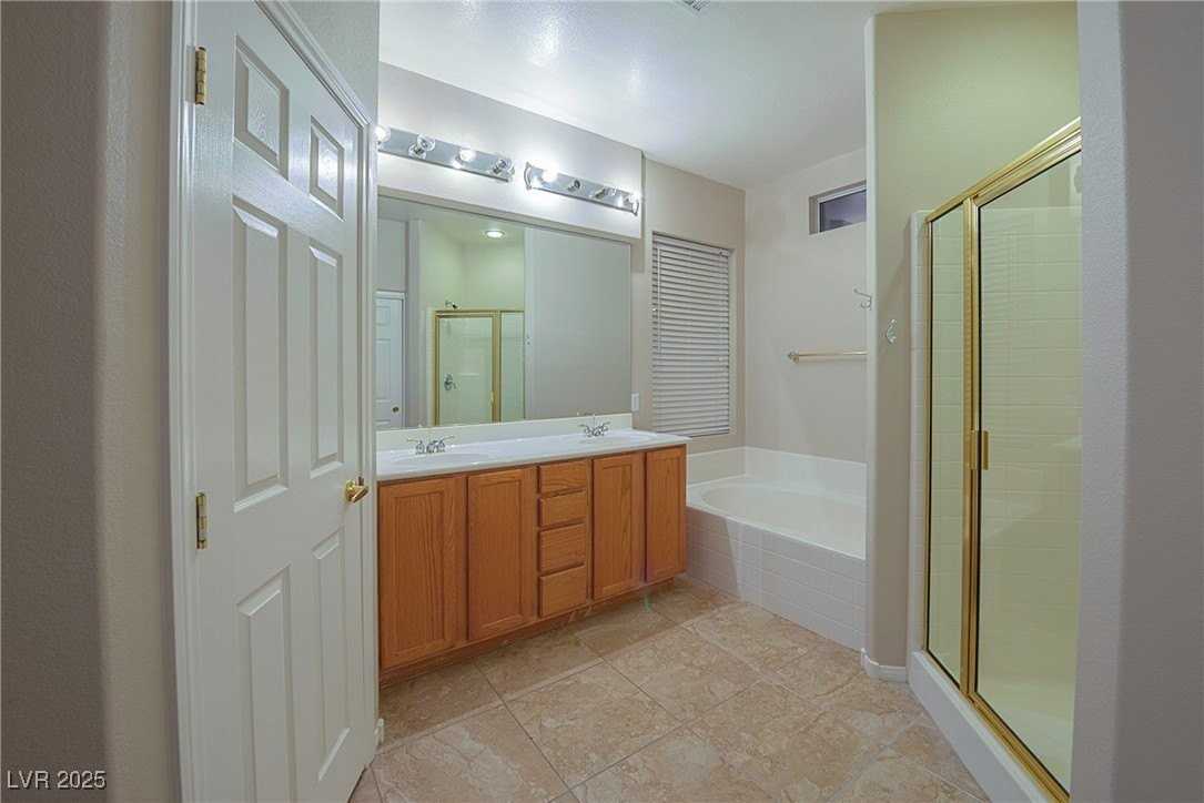 1022 Pecos River Ave - Photo 3 of 29