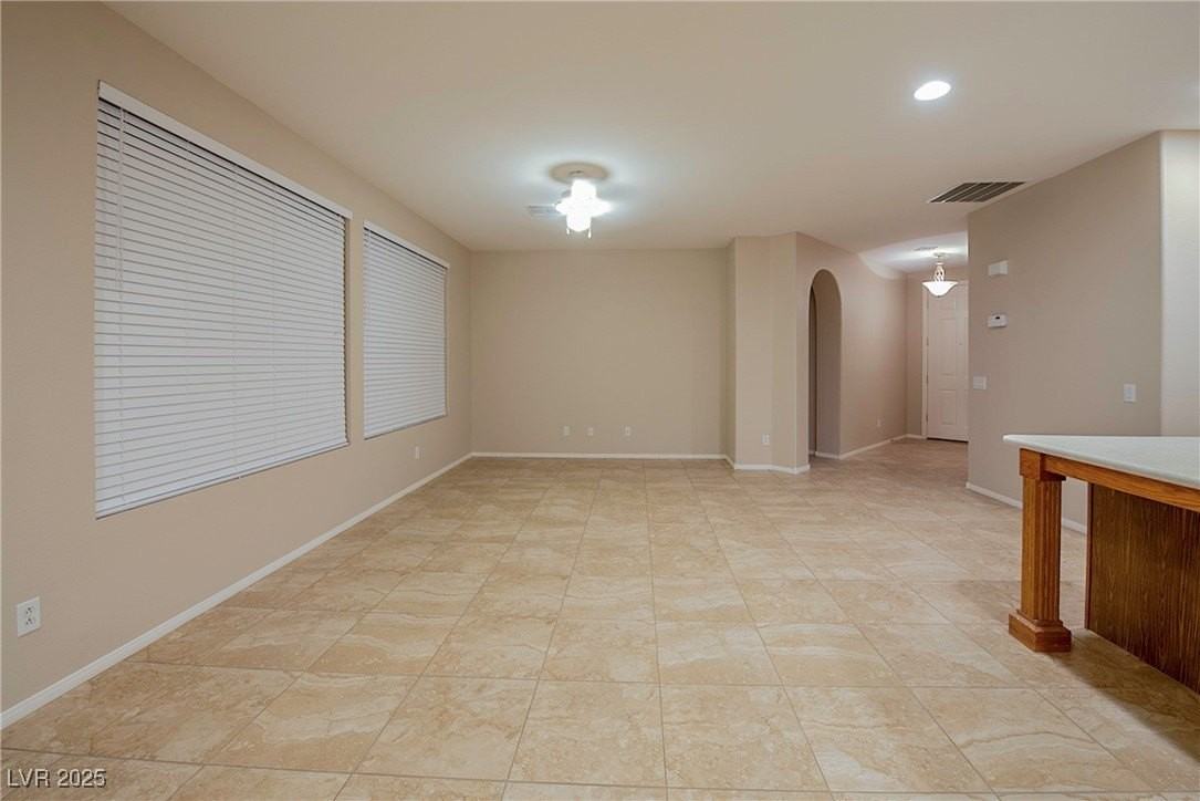 1022 Pecos River Ave - Photo 7 of 29