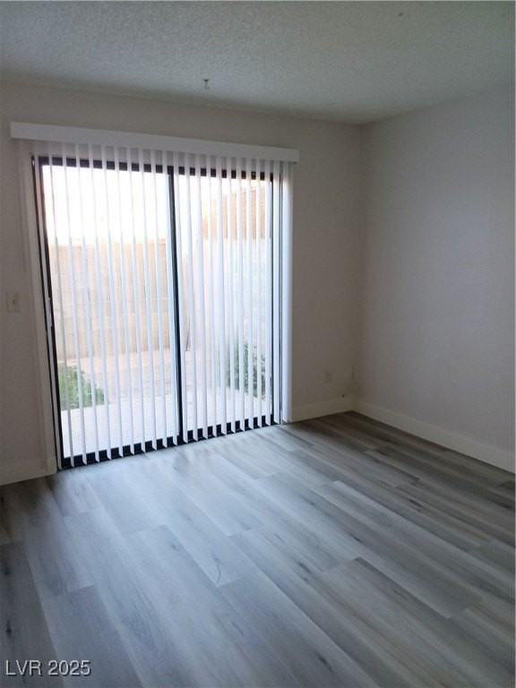 1215 Mews Ln - Photo 7 of 11