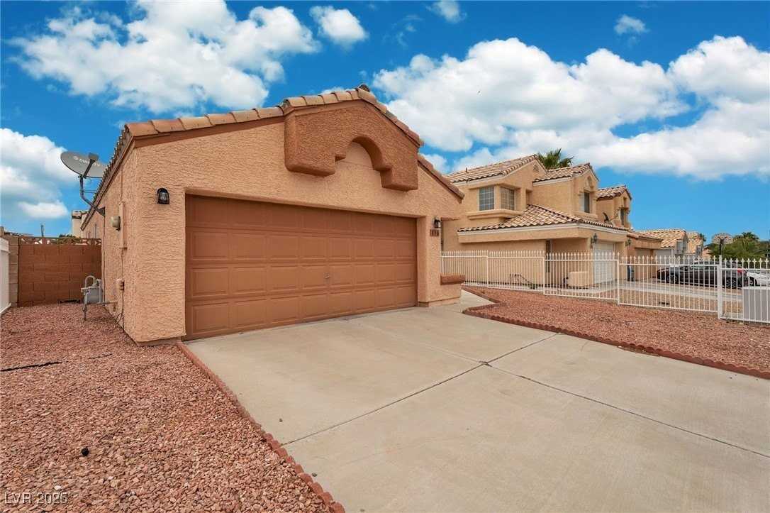 856 Brass Ring Rd - Photo 2 of 34