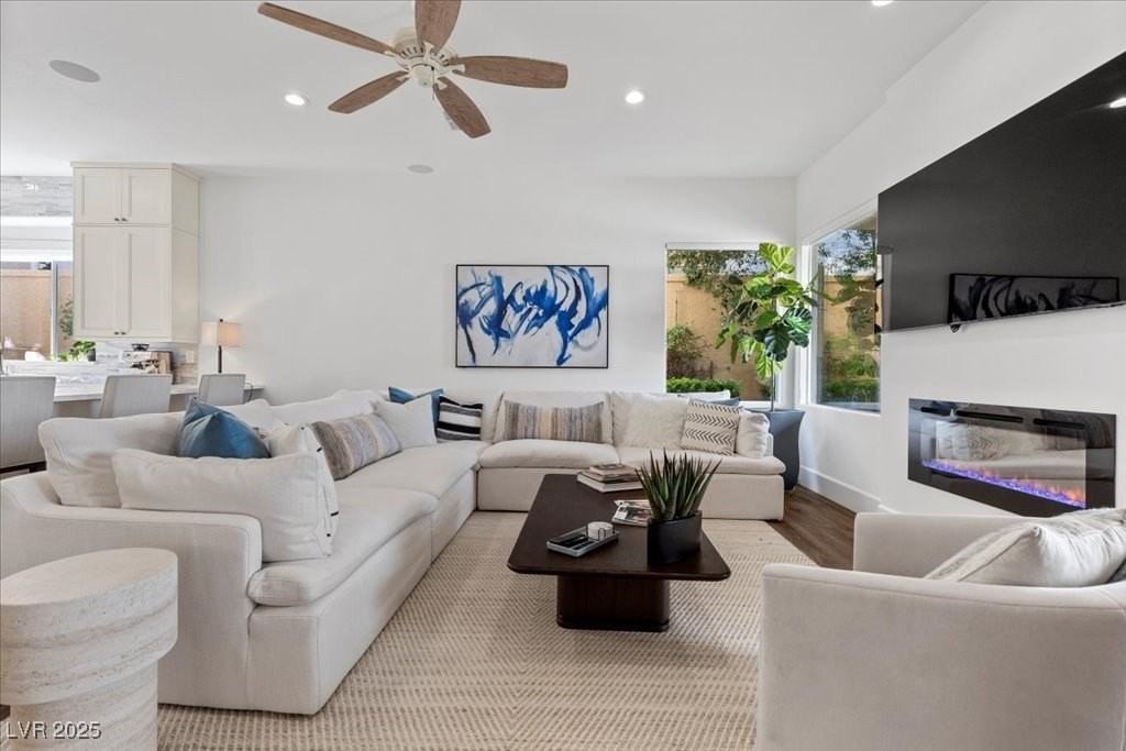 9312 Provence Garden Ln - Photo 7 of 46