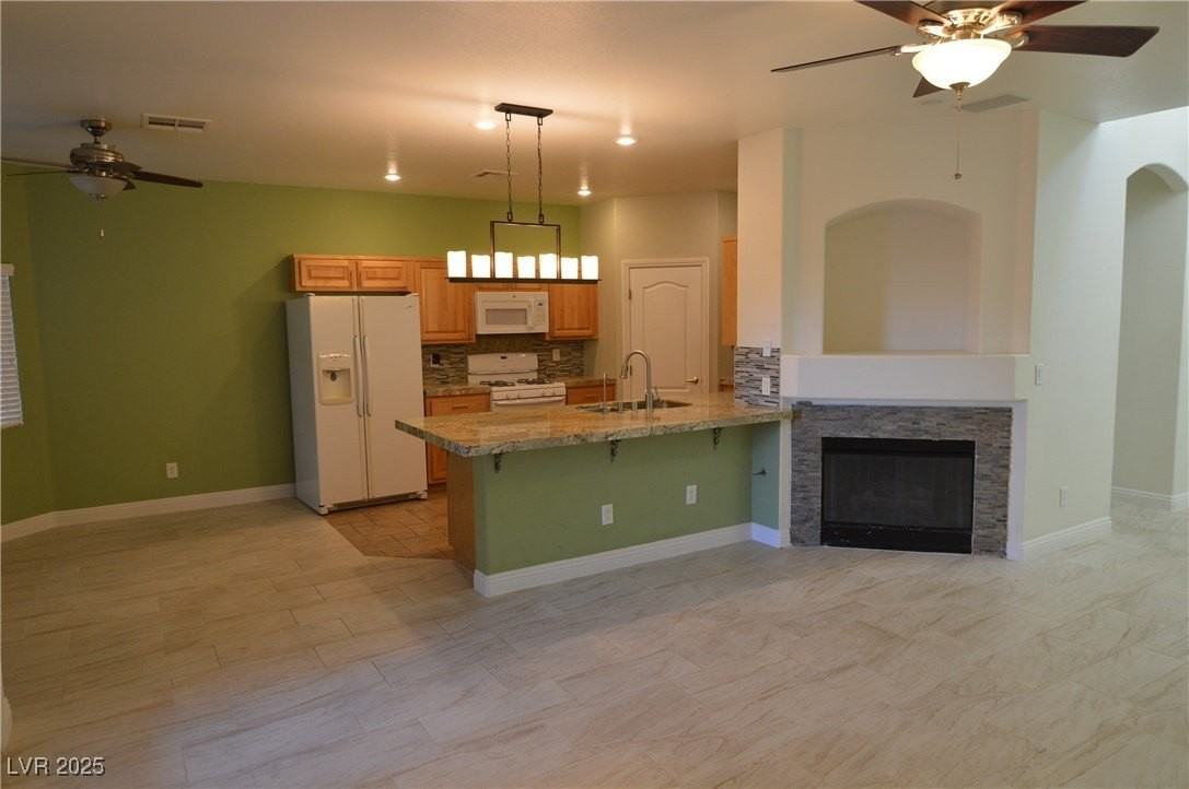 2290 Bull Lake Dr - Photo 4 of 18