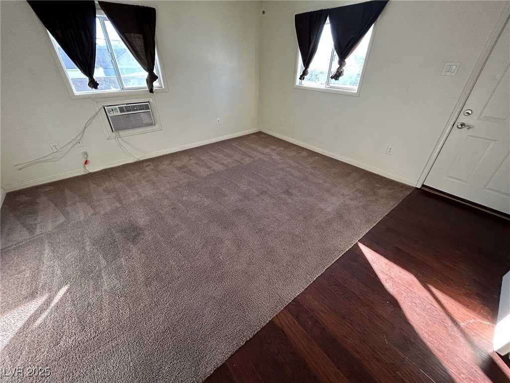 113 Cedar St - Photo 5 of 47