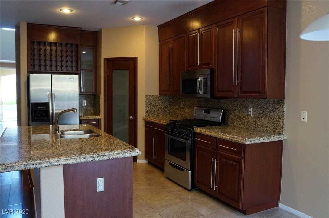 235 Crooked Tree Dr - Photo 6 of 34