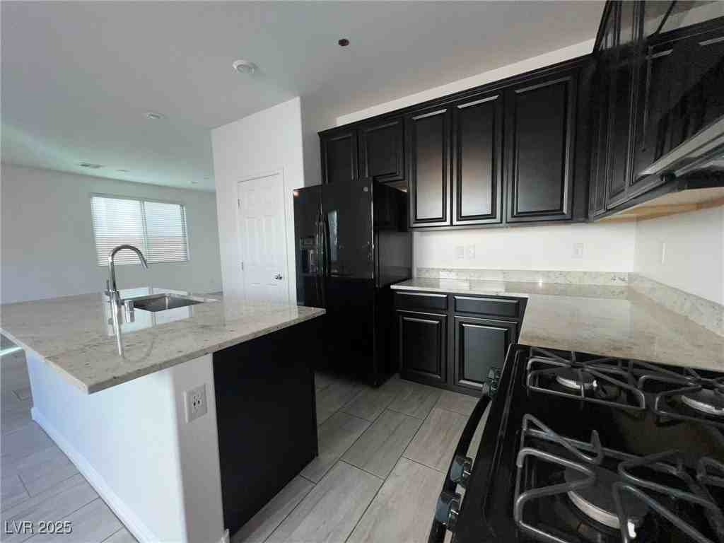 3212 Daffodil Ridge Ave - Photo 7 of 26