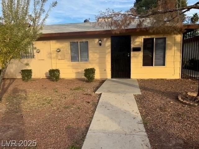 3942 Palos Verdes St - Photo 3 of 3