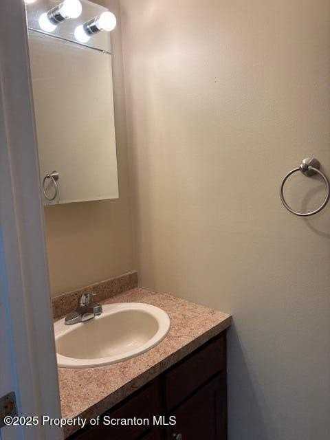 1343 Church Ave - Photo 6 of 20