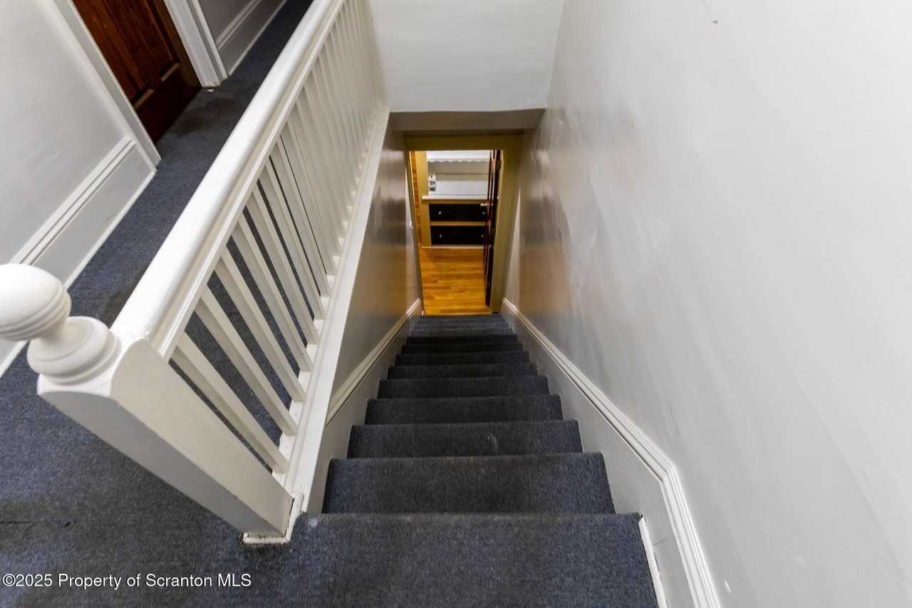 923 Clay Ave unit: 2Nd 3Er Floor #2nd3ERFL - Photo 3 of 18