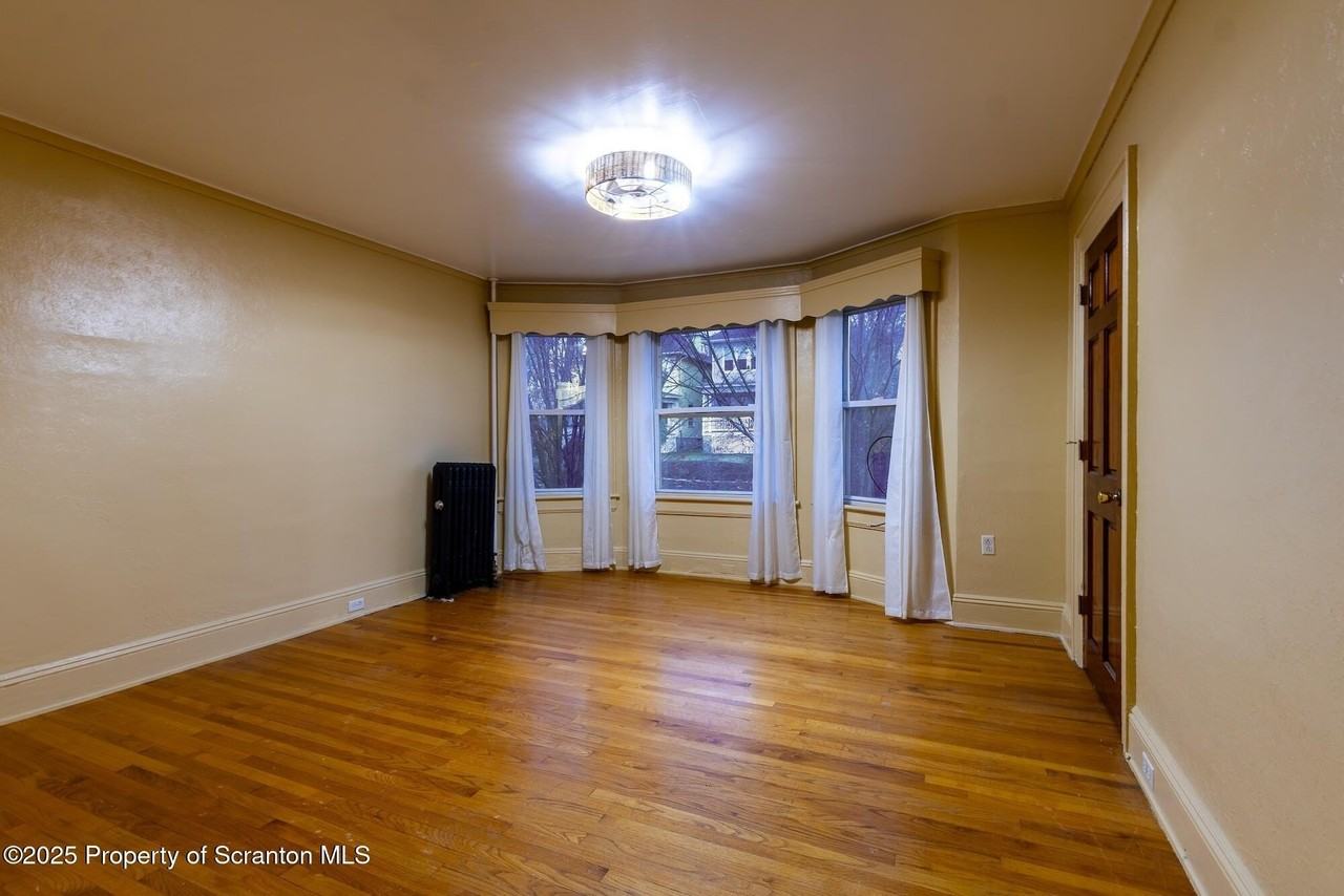 923 Clay Ave unit: 2Nd 3Er Floor #2nd3ERFL - Photo 4 of 18