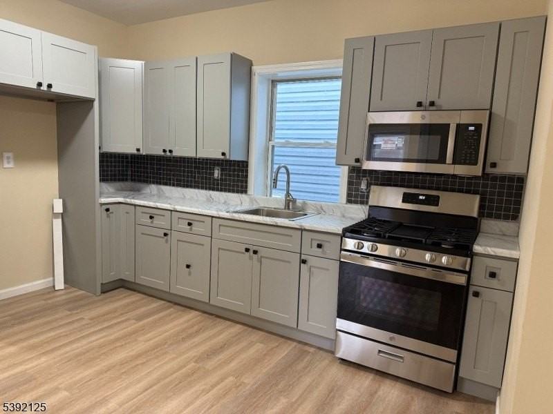 48 Highland St #2 - Photo 6 of 10