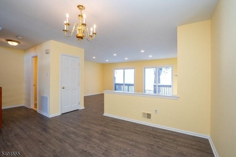 42D Chicopee Dr - Photo 5 of 30