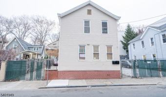 featured image of 445 Summer St