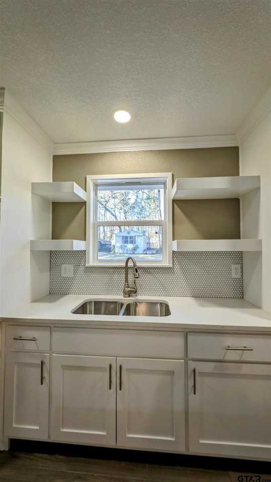 163 Abbey Ln - Photo 3 of 12