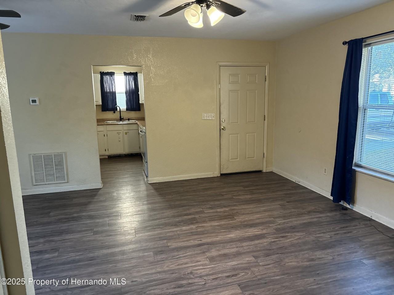 7184 Catalina St - Photo 6 of 16