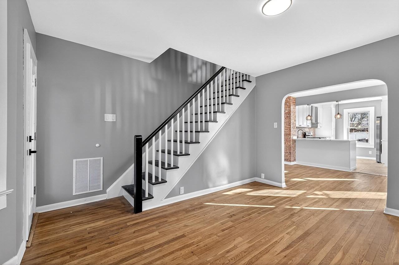 854 Kennedy Blvd - Photo 3 of 23