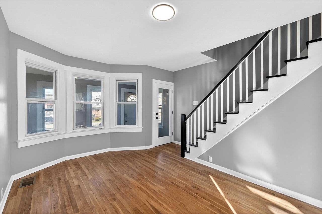 854 Kennedy Blvd - Photo 4 of 23