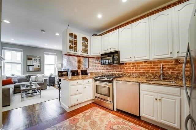 68 Park Ave #4 - Photo 7 of 20