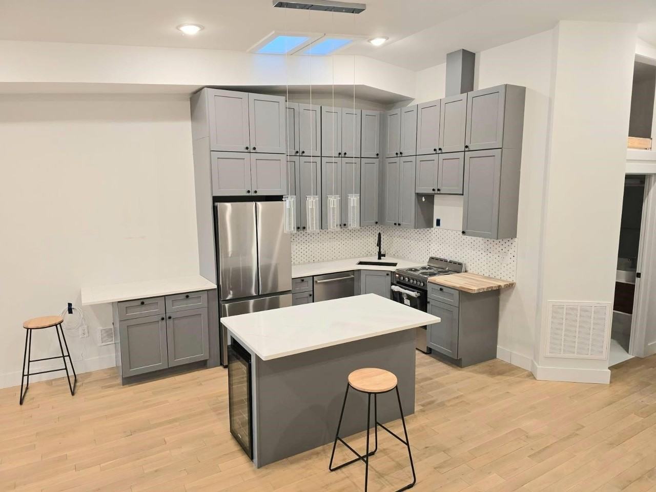 131 Hopkins Ave #2B - Photo 2 of 15