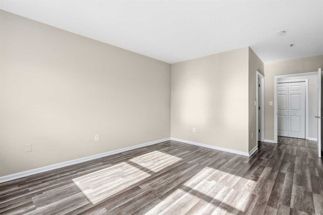 905 River Rd - Photo 5 of 22