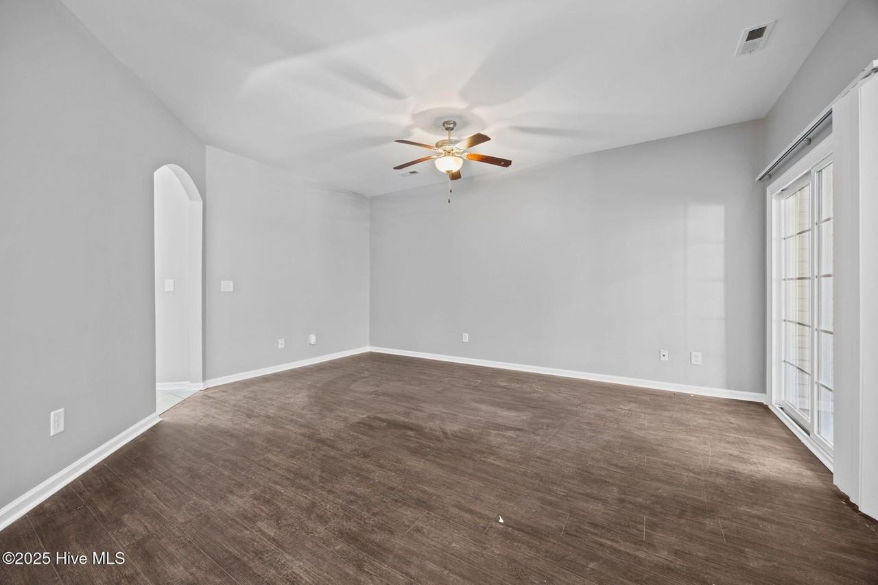 222 Caldwell Loop - Photo 3 of 28