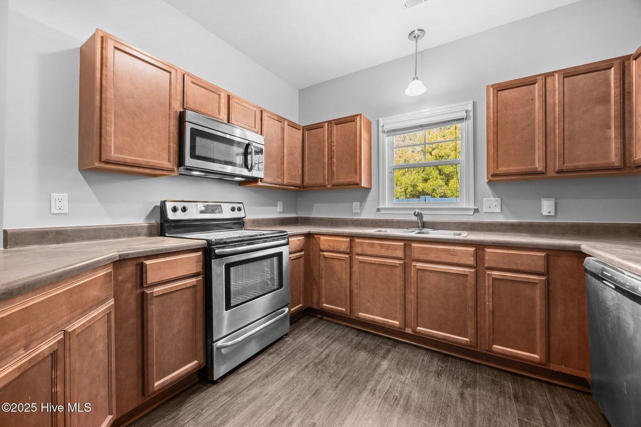 222 Caldwell Loop - Photo 6 of 28