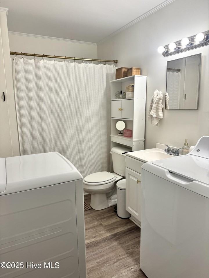 921 N Yaupon Ter Unit A #A - Photo 7 of 7