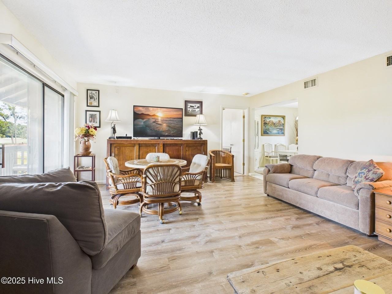 250 Sugar Gum Ln Unit 201 #201 - Photo 5 of 39