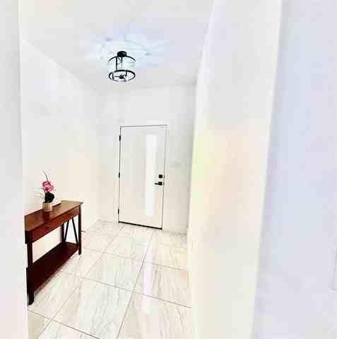 5225 Anacahuita Dr - Photo 2 of 16