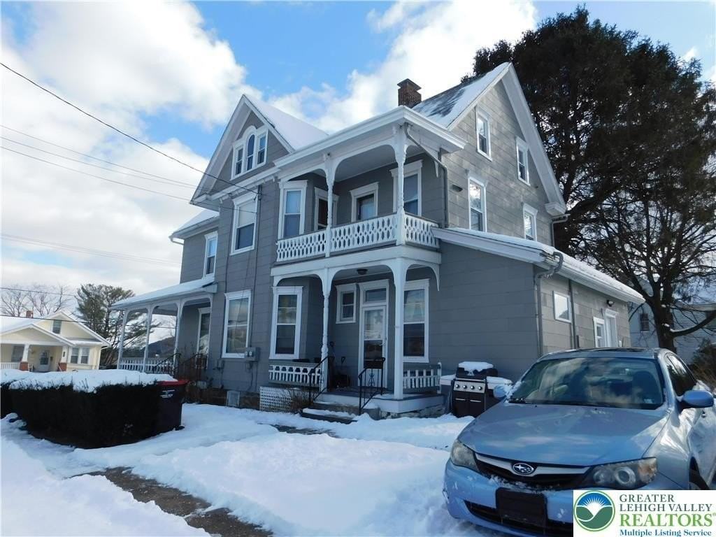300 S 9th St Apt 2 #2UPSTAIRS - Photo 3 of 19