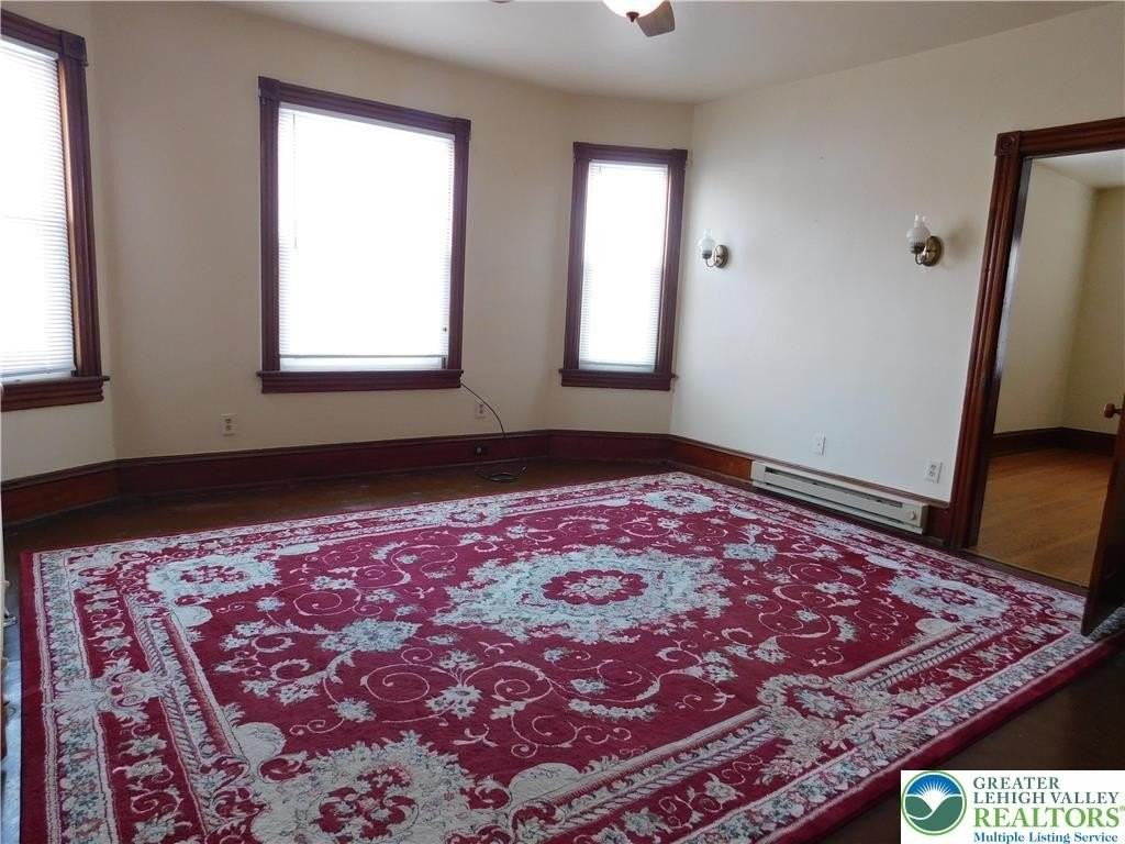 300 S 9th St Apt 2 #2UPSTAIRS - Photo 7 of 20