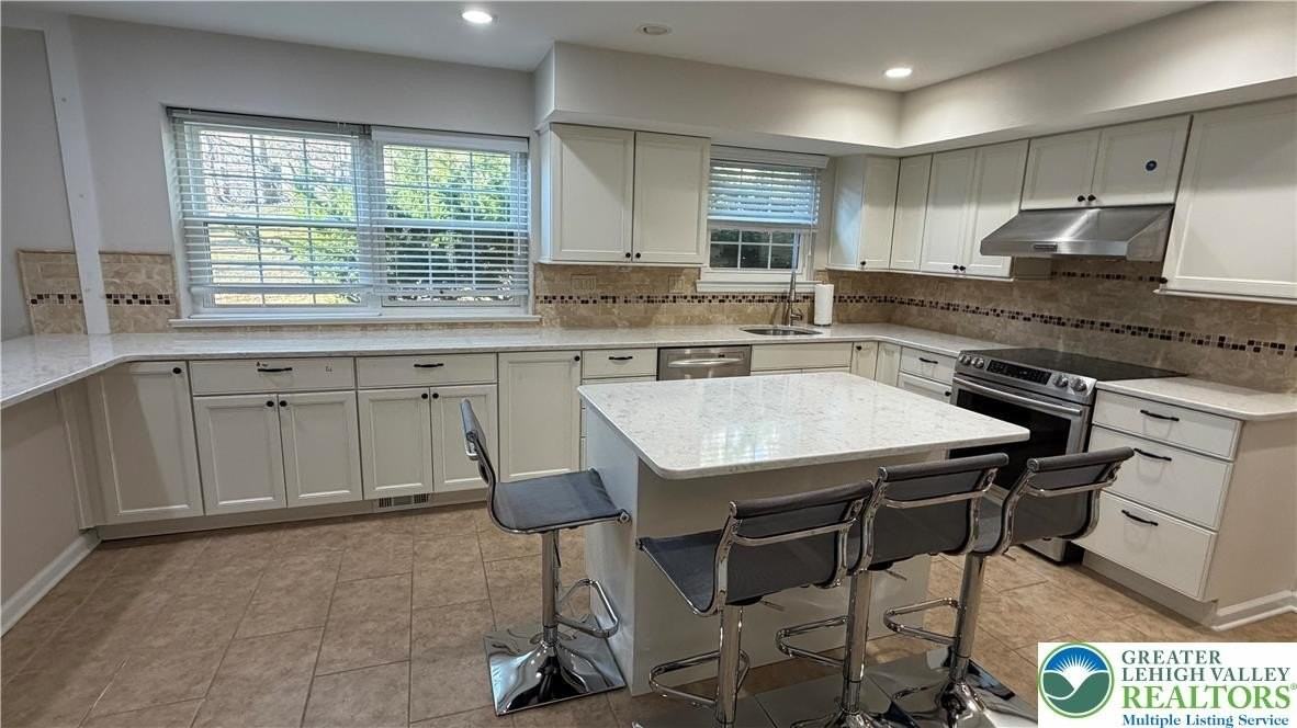 639 Heather Ln - Photo 6 of 37