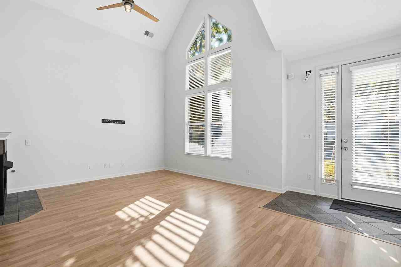 1198 Island Pl E - Photo 6 of 31