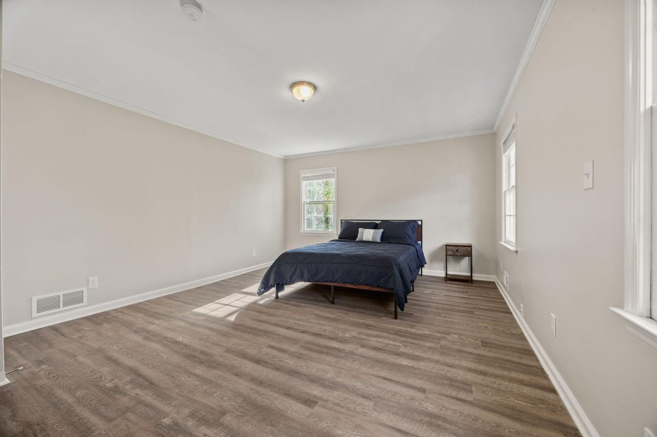 Fern Valley Ct - Photo 2 of 12