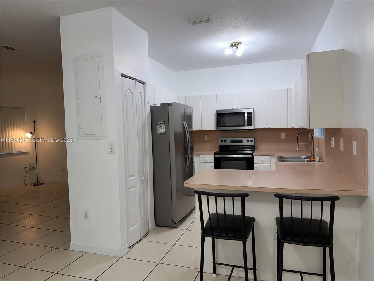 14371 Sw 136th Ave #0 - Photo 6 of 24