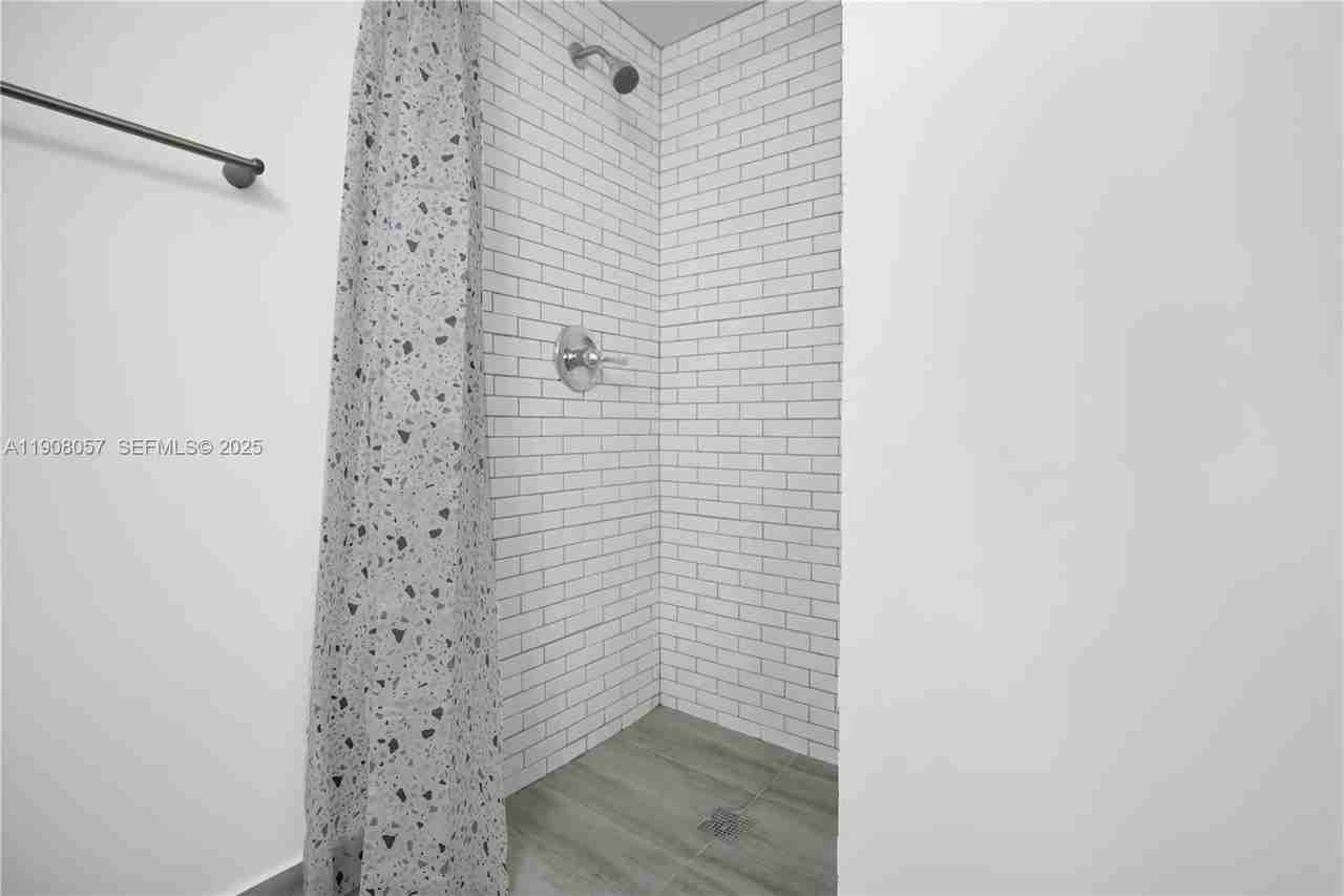 6835 Sw 45th Ln #2 - Photo 4 of 15