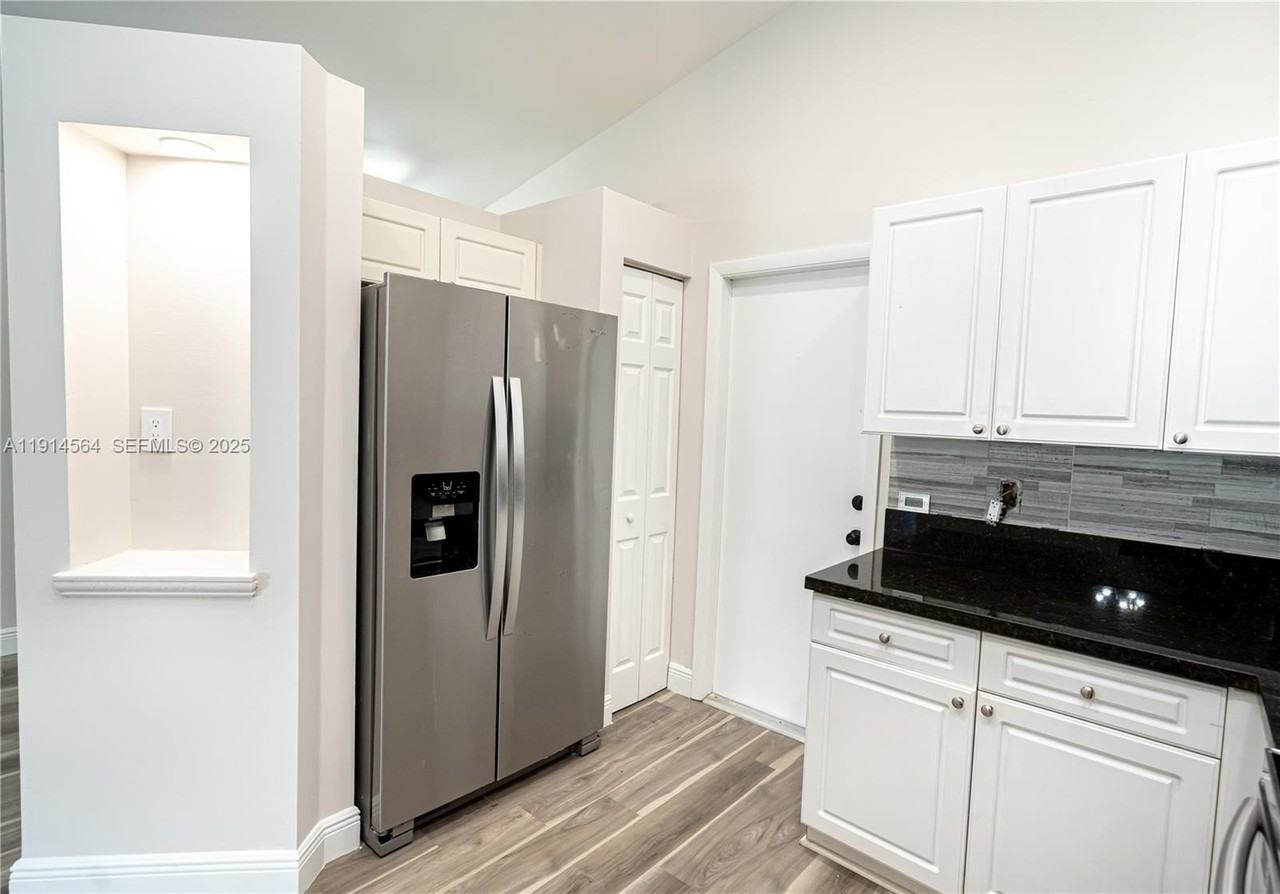 1592 Salerno Cir #1592 - Photo 7 of 50